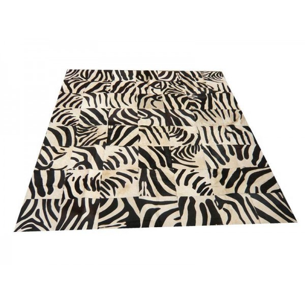 Tapis Patchwork en peau de vache zébrée Tapis Patchwork en peau de vache zébrée